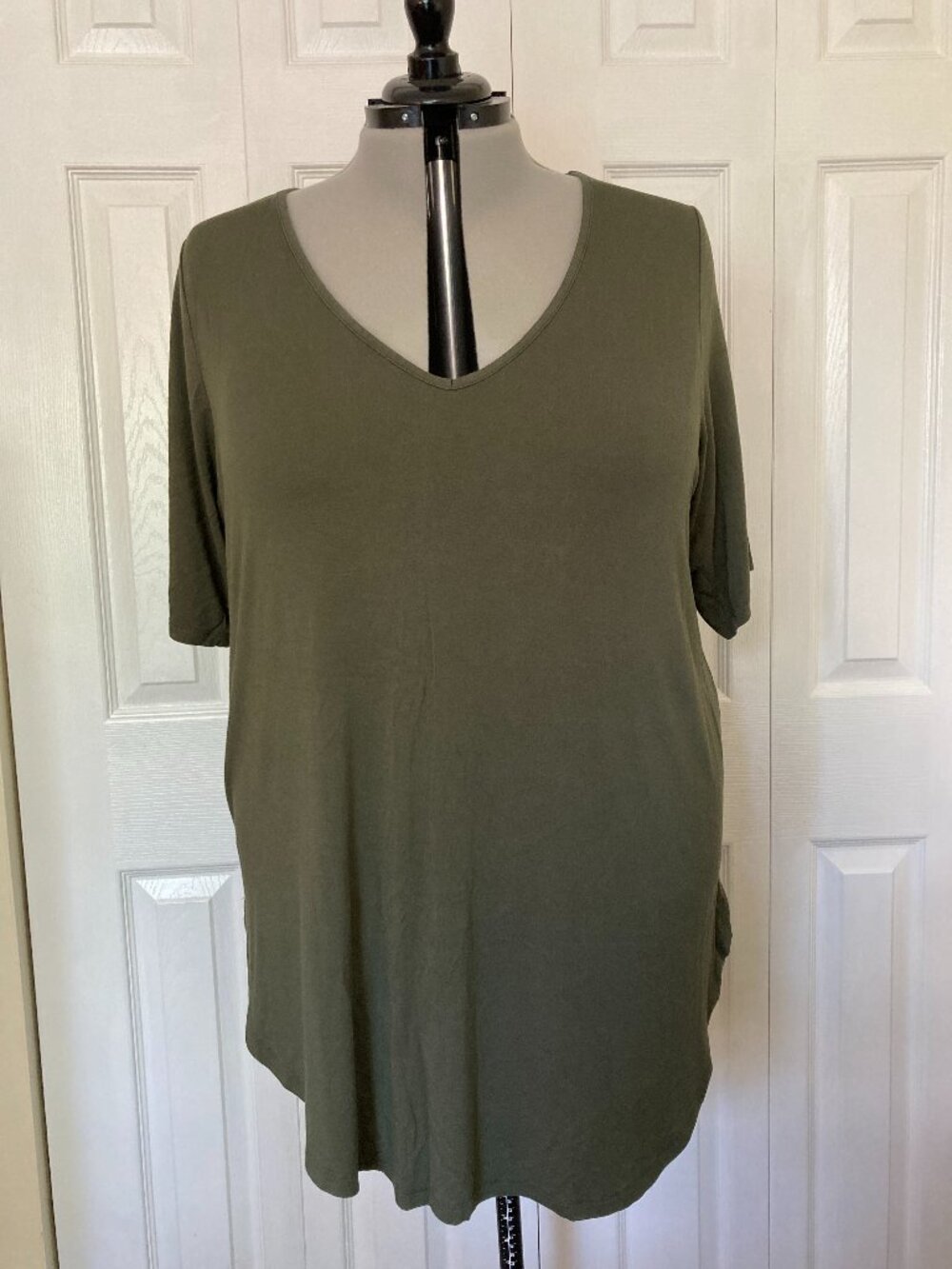 Torrid 4 Olive Green Super Soft Short Sleeve Tunic Top